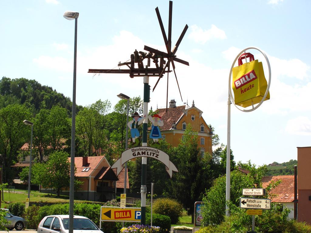 Ferienwohnungen Kres Gamlitz Luaran gambar
